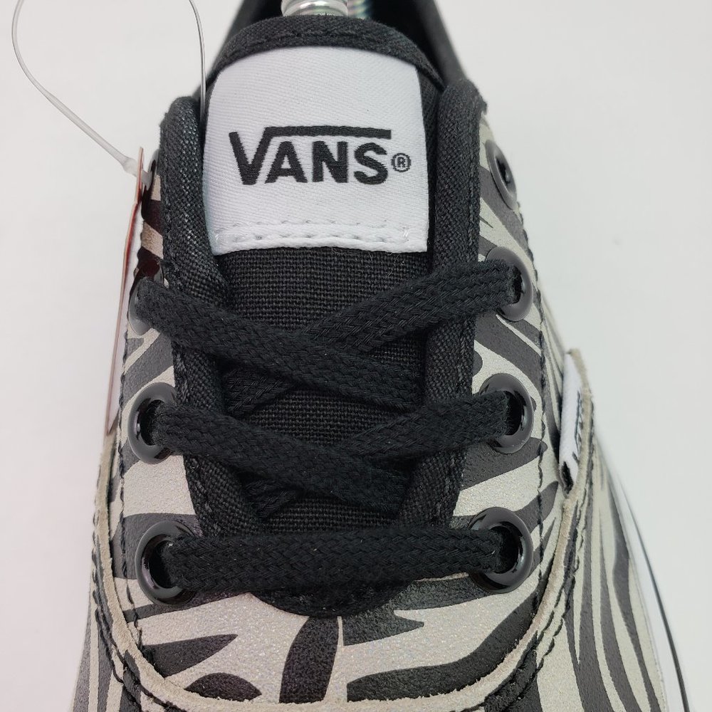 Vans Doheny Decon Womens Metallic Zebra Skate Shoe - Picture 9 of 14